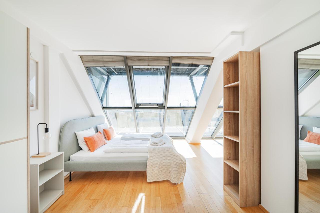 Apartments Next To Schoenbrunn - Free Parking !!! Viena Exterior foto